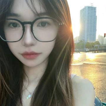 YI