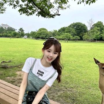 有点甜的女生